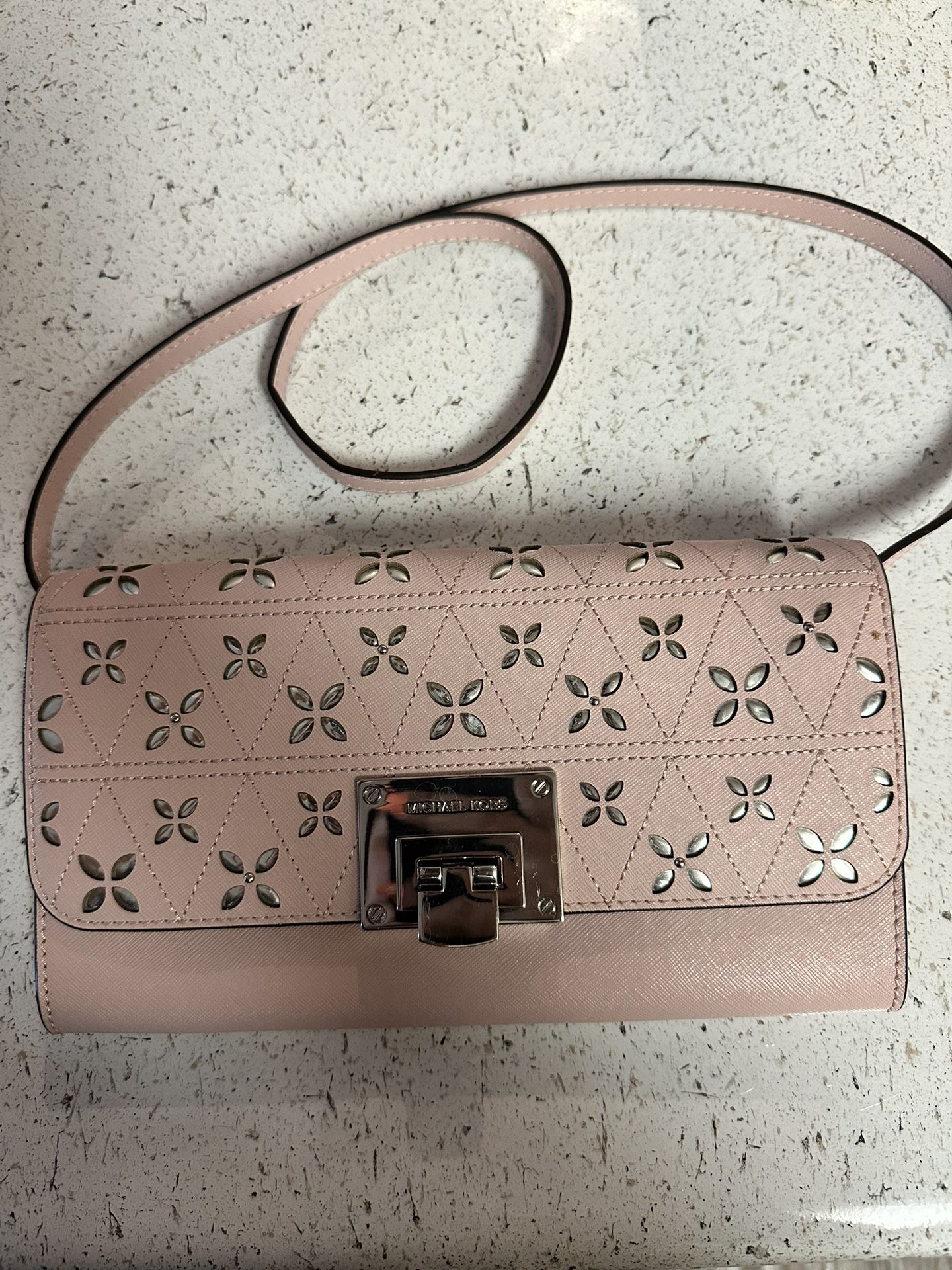Michael Kors Clutch / Crossbody