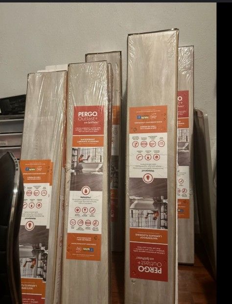PREGO TIMBERCRAFT & PET PROTECT LAMINATE WOOD FLOORING