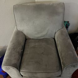 FREE Recliner Couch