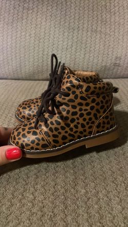 Baby girl Leopard Boots Size 6