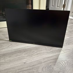 24” 1080p 180hz LG UltraGear Gaming monitor