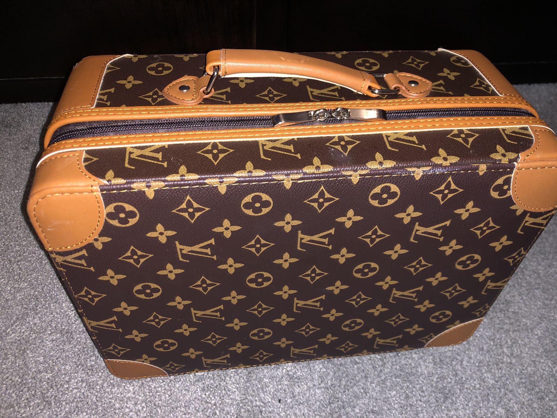 Louis Vuitton Jordan Retro 1s