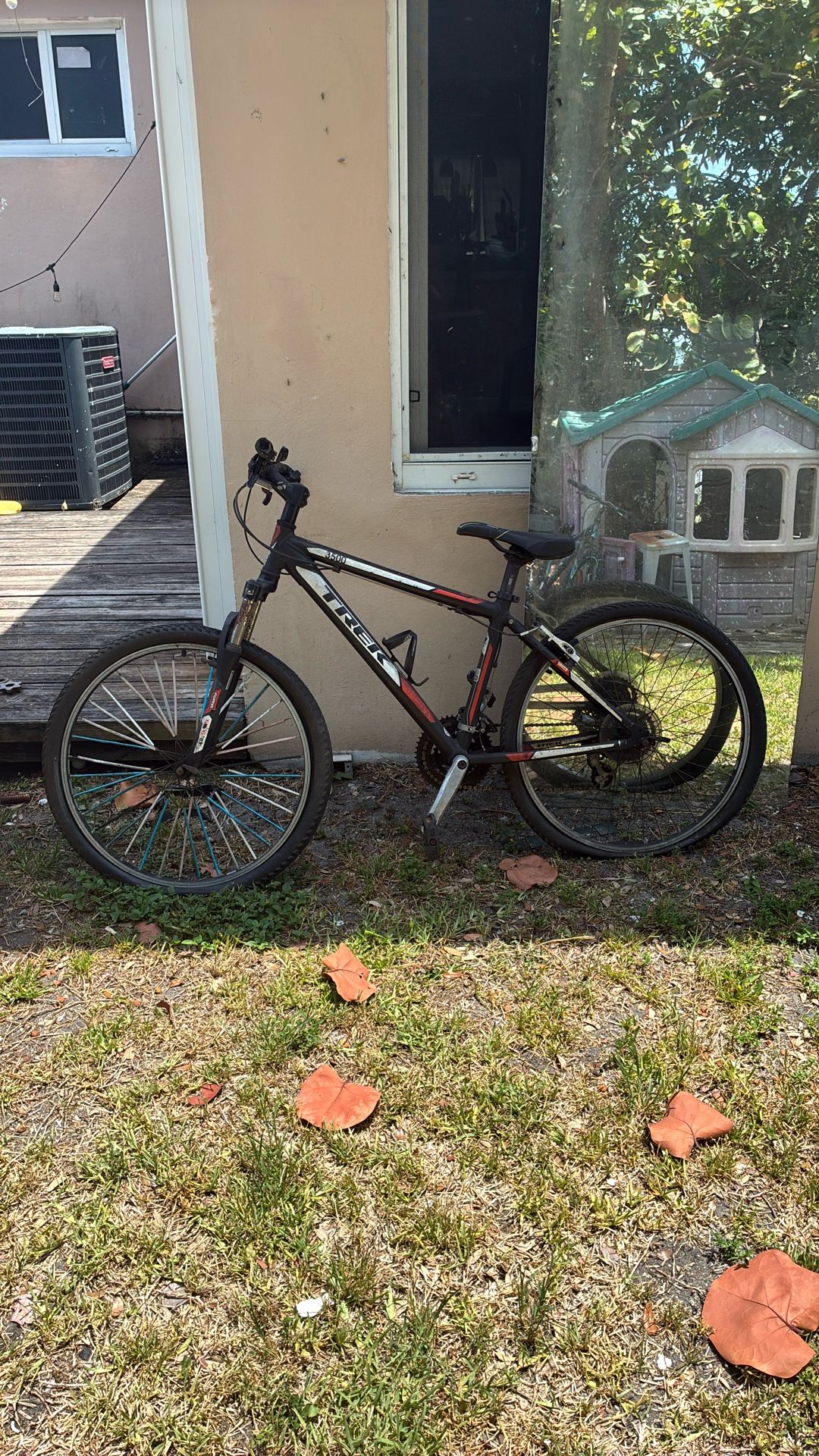 Trek 3500