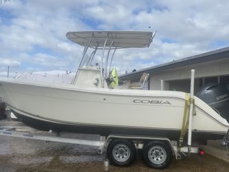 Boat for rnt all day 650 with jet ski 850