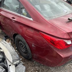 2012 Hyundai Sonata Complete Part Out