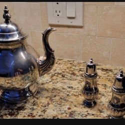SILVER TEA POT