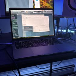 MACBOOK PRO 13 Inch 2020 ONLY FOR TRADE