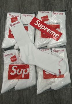 Supreme x Hanes Cushion Crew Socks