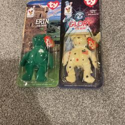 Mcdonald’s Exclusive Glory And Erin The Bear