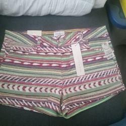 CELEBRITY PINK SHORTS 