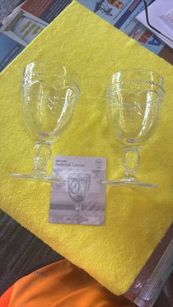 Glass cups