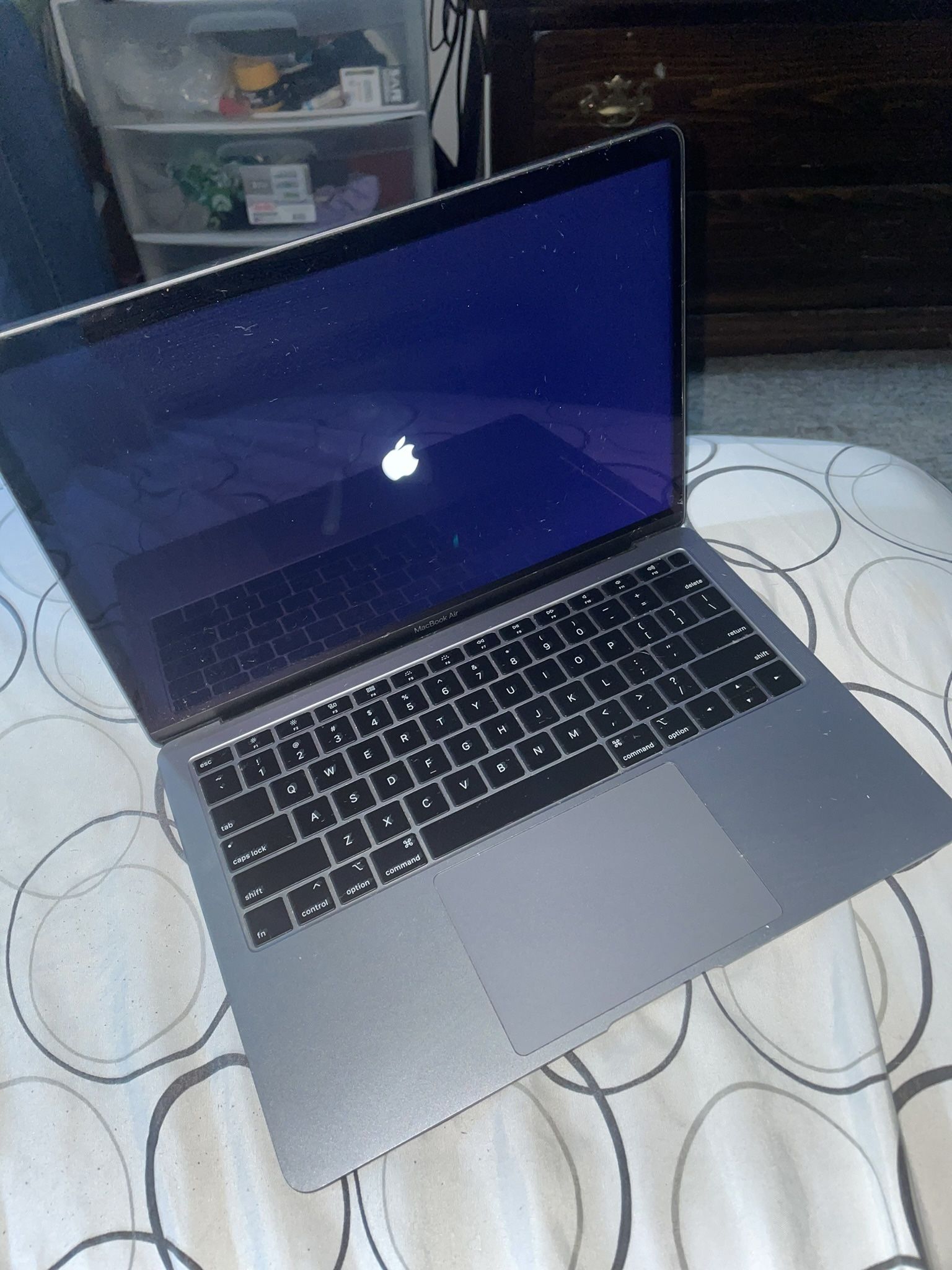 MacBook Air 2019 - $450 OBO