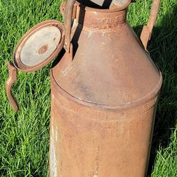 ANTIQUE STANDARD OIL COMPANY 5 Gal. OIL CAN no dents holes NICE Gas and Oil Collectable