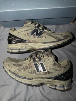 New Balance 1906R ‘Olive Black’ Size 8M