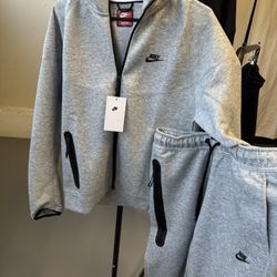 Nike Tech Set 140$ Each Set