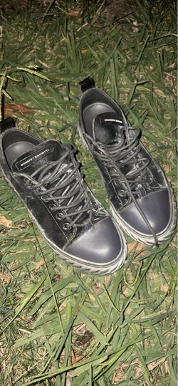 Giuseppe Zanotti Black Leather Low-Top Sneakers