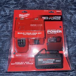 M18 18-Volt Lithium-Ion REDLITHIUM FORGE Starter Kit with 8.0Ah Battery and Rapid Charger