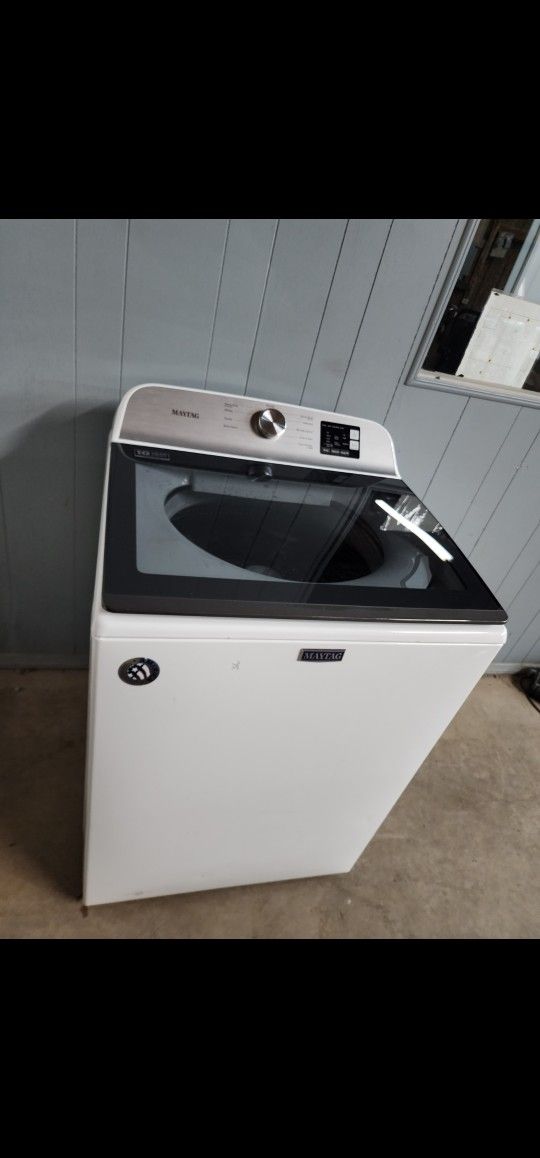 MAYTAG WASHER XL CAPACITY EXCELLENT CONDITION LARGE CAPACITY HEAVY DUTY DELIVERY AVAILABLE