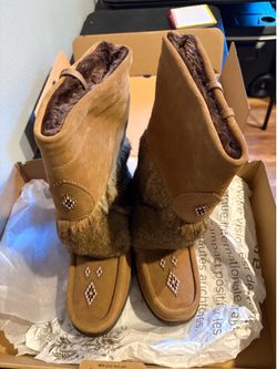 Manitobah/Mukluks (contact info removed)