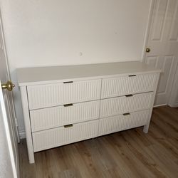 White Dresser with 6 Drawers