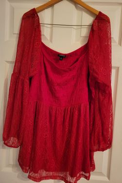 TORRID Brand...Women's PLUS Size Red Lace Blouse..size 4...Brand NEW