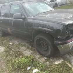 2005 Chevrolet avalanche parts