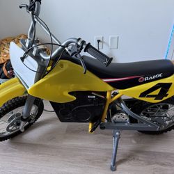 Razor MX650