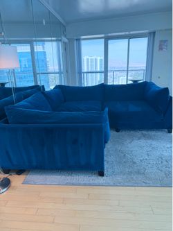 couch / sectional
