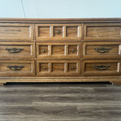 Solid Wood Dresser 9 Drawers