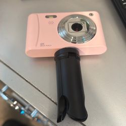 digital camera