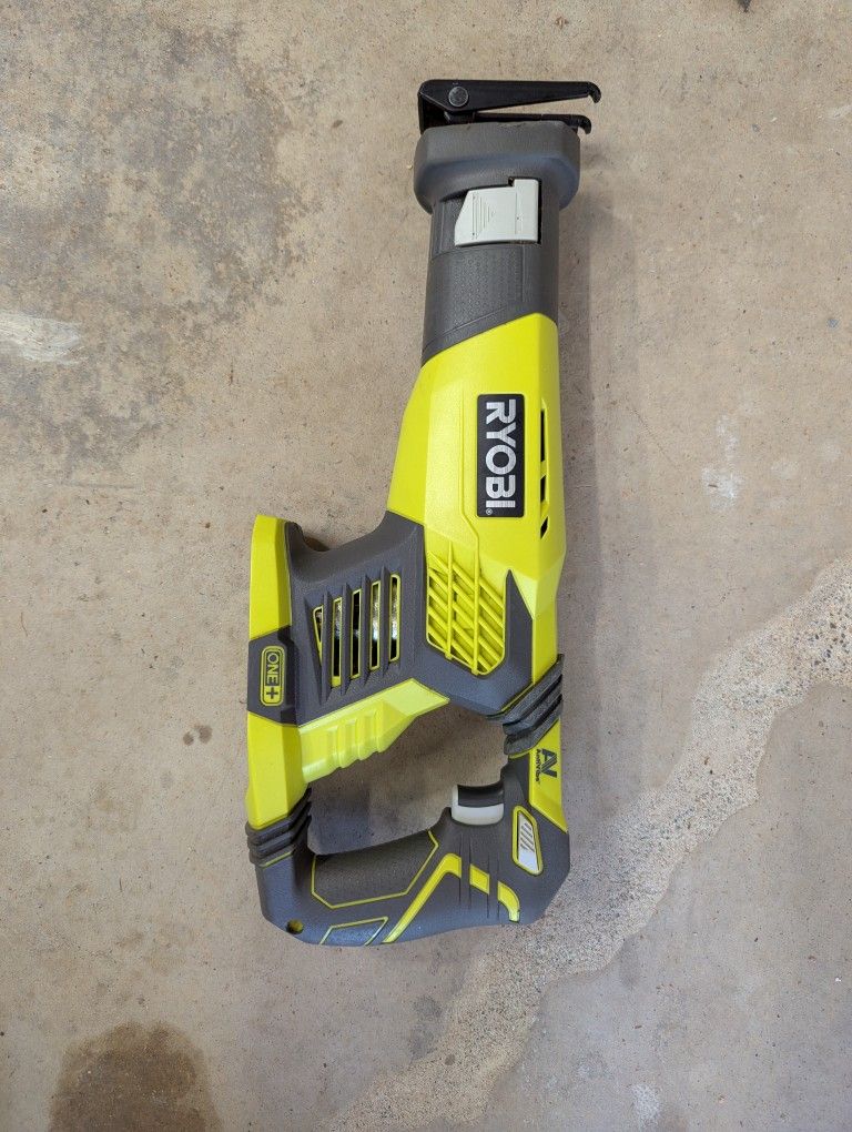 Ryobi P514 18V Cordless One+ Variable Speed Reciprocating Saw w/ 2 Blades (Batteries Not Included / Power Tool Only)
