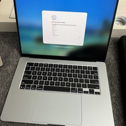 Apple MacBook Air 15 M4