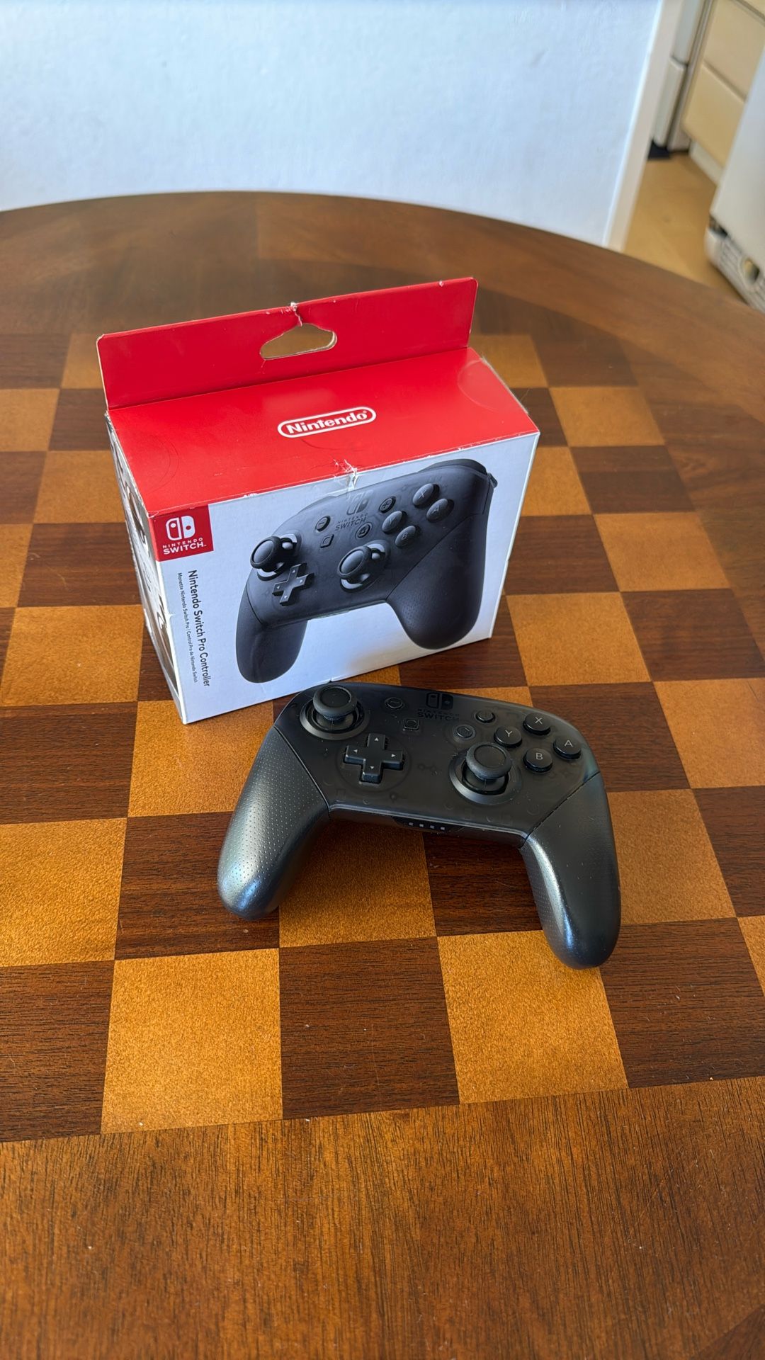 Nintendo Switch Pro Controller