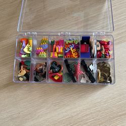 Decorative buttons