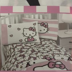 Hello Kitty Deluxe Bed Sheet Set + Blanket