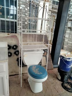 Complete Toilet And Towel Organizer