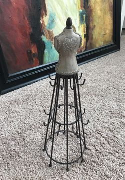 Jewelry stand