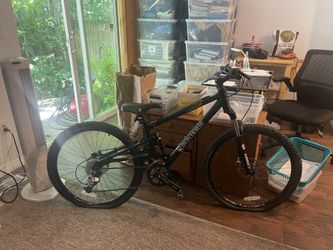 Iron Horse Maverick 4.5 Mountain Bike for Sale in Lynnwood WA