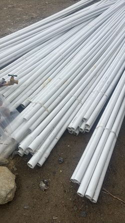 Lot of White PVC Pipes 3/4”