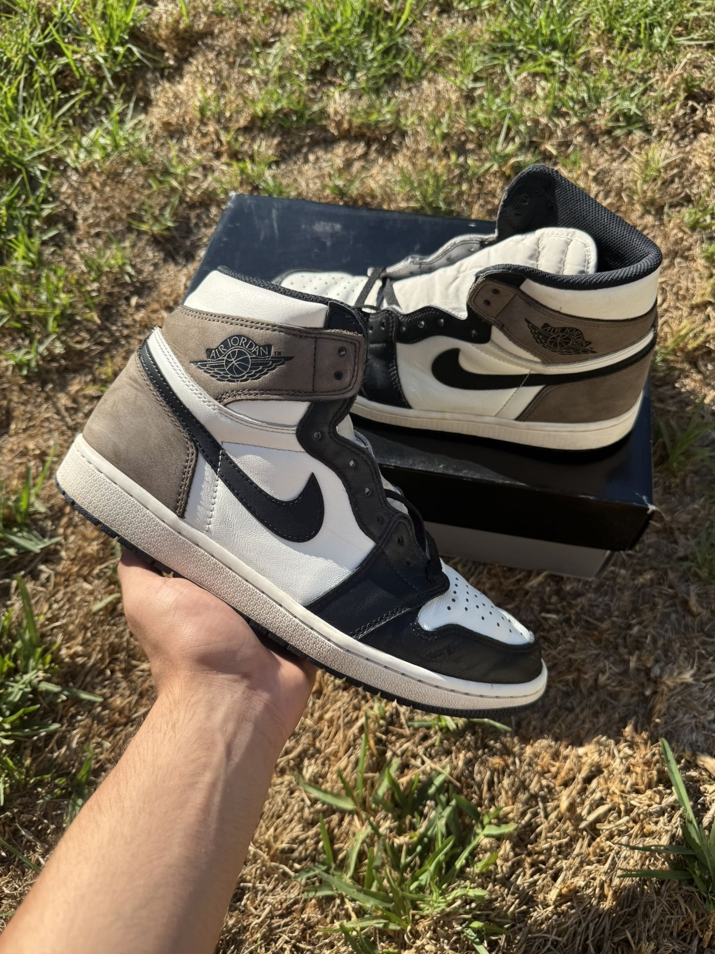 Jordan 1 mocha high size 10 
