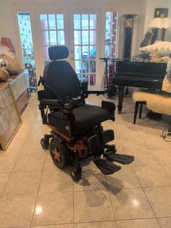 iLevel Edge3 mobility chair