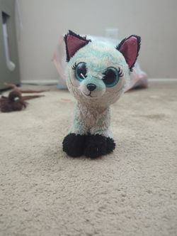 Blue and White Wolf