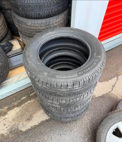 For sale set of tires 215 60 r16 michellin