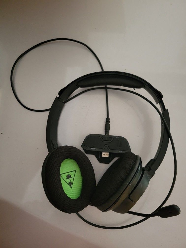 Xbox One Ear Force XO One Headset