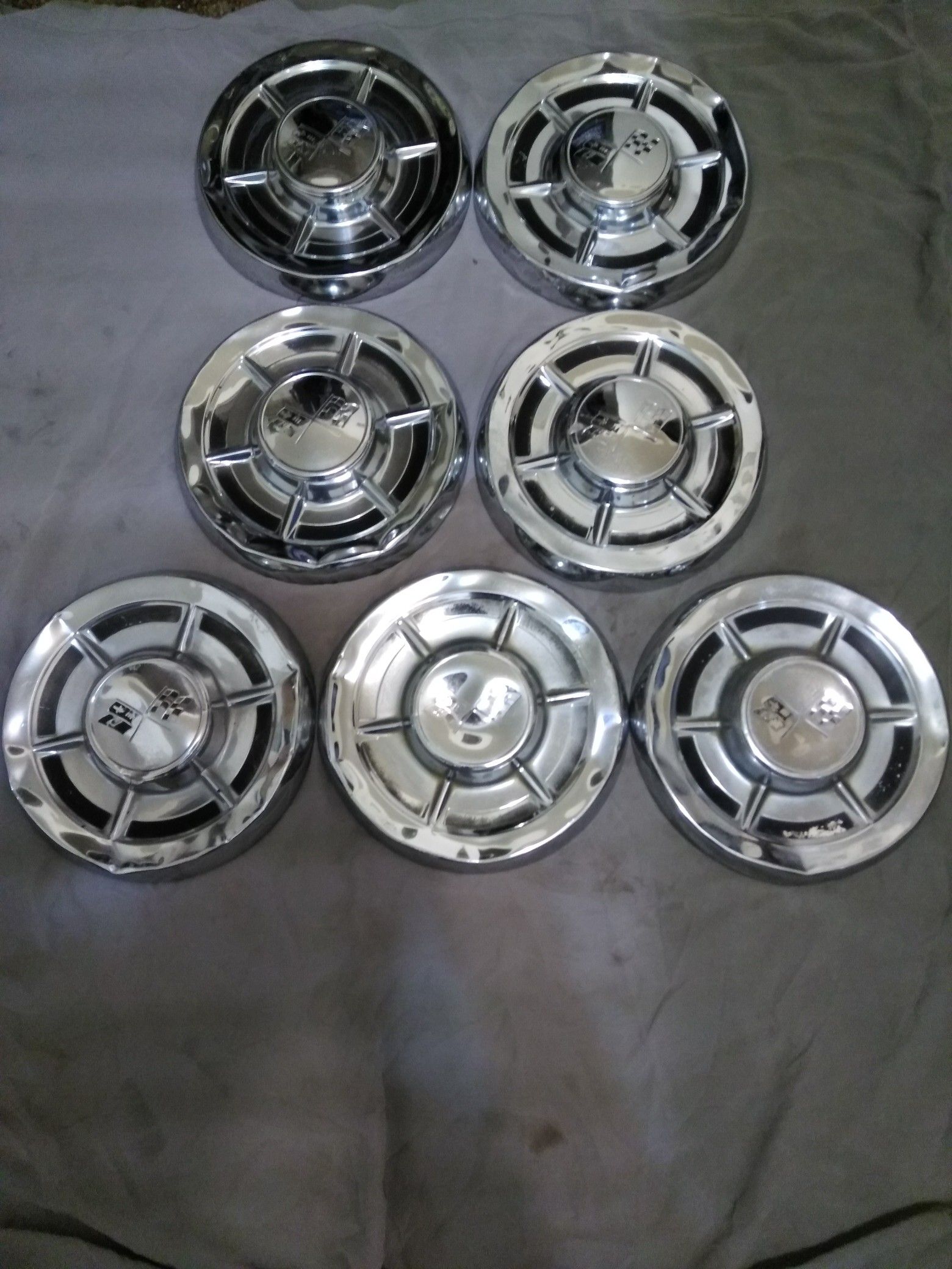 (7) VINTAGE 60-62 CHEVROLET CORVETTE IMPALA DOG DISH HUBCAPS