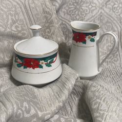 Tienshan  Xmas "Deck The Hall's" Creamer & Sugar.