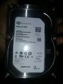 Seagate 3.5' 1TB 1000GB sata hard drive