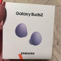 Galaxy Bud2 earbuds