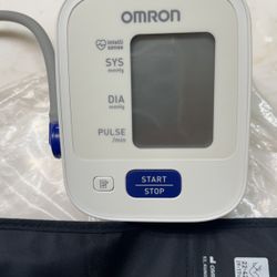 Omron 3 Series BP710N Upper Arm Blood Pressure Monitor Automatic Digital Used