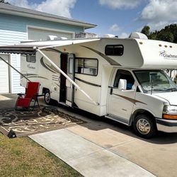 2013 Coachmen Freelander 